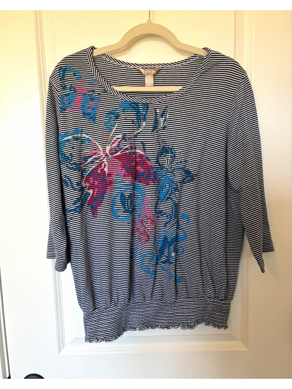 White Stag Blouse women XL Black White Striped Floral 3/4 Sleeve Scoop Smocked